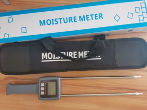 ZT ZT-1117B Humidimètre numérique portable pour coton, affichage LCD rétroéclairé, matériau plastique, précision de 0,5 %, plage de mesure 5 % - 40 %, garantie 6 mois - Product Image 3