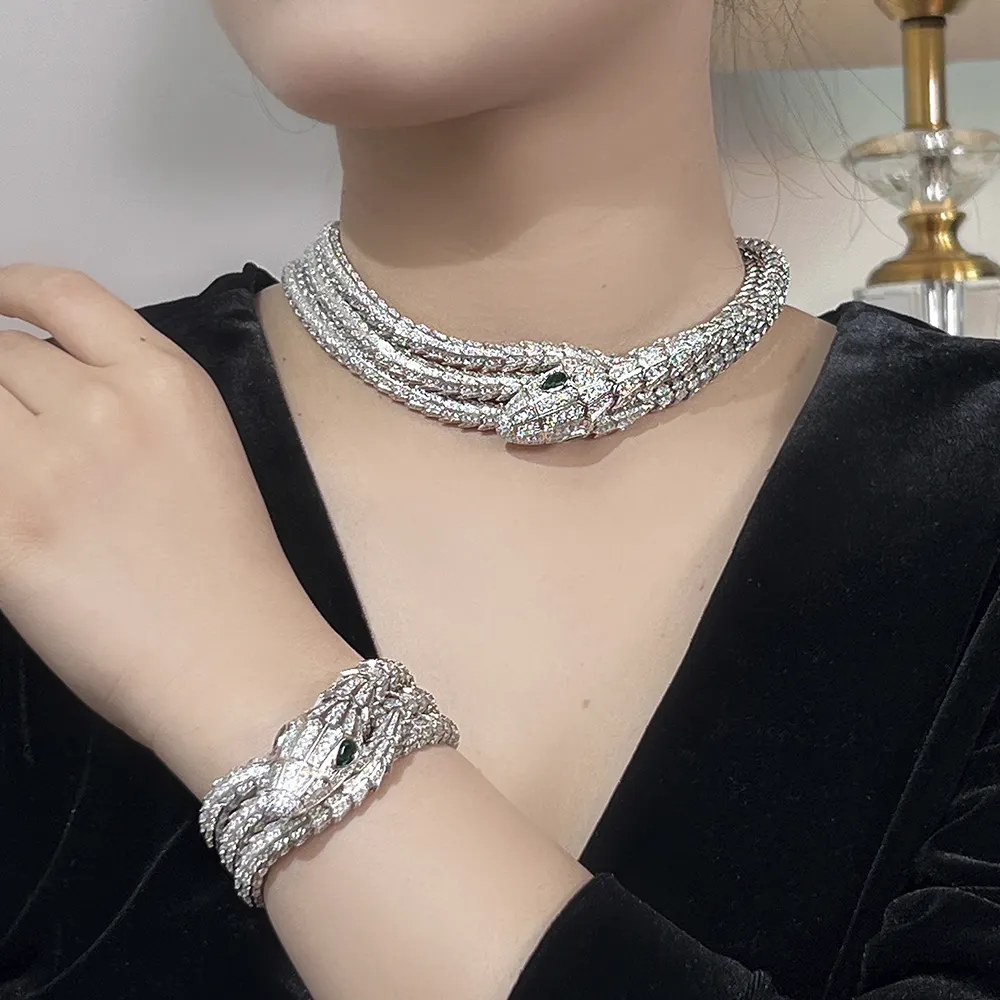 Heiß verkaufte Produkte Advanced Jewelry Snake Series Mehr schicht ige Choker Halskette Ohrringe Armband ringe Frauen