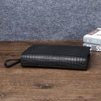 Tas Clutch Pria Tekstur Imitasi Kulit Buaya Matte Kapasitas Besar Tas Tangan Bisnis Portabel Model Amplop