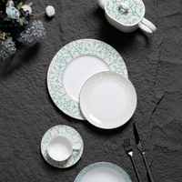 P&T Ensemble d'assiettes de présentation coupes en porcelaine fine légère avec bordure argentée, vaisselle de luxe pour hôtels et restaurants, vente en gros