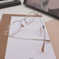 Nuevo Marco de Lentes Metálico Poligonal 2025, Multicolor Opcional, Moderno y Versátil, Estilo Influencer de Internet 56106