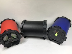 Loa Bazooka Di Động 3.7 Inch, Pin Lithium 2400 V/6.5 MAh Âm Thanh Tốt Âm Trầm Lớn Chất Lượng Cao Với BT/TWS/USB/TF/FM/AUX - Product Image 4