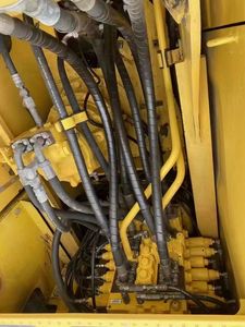 Pelleteuse sur chenilles Komatsu PC200 d'occasion - Product Image 6