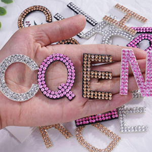 Parche de Letras del Alfabeto con Diamantes de Imitación, Parches de Diamantes de Imitación 3D, Transferencia de Fijación en Caliente Personalizada - Product Image 1