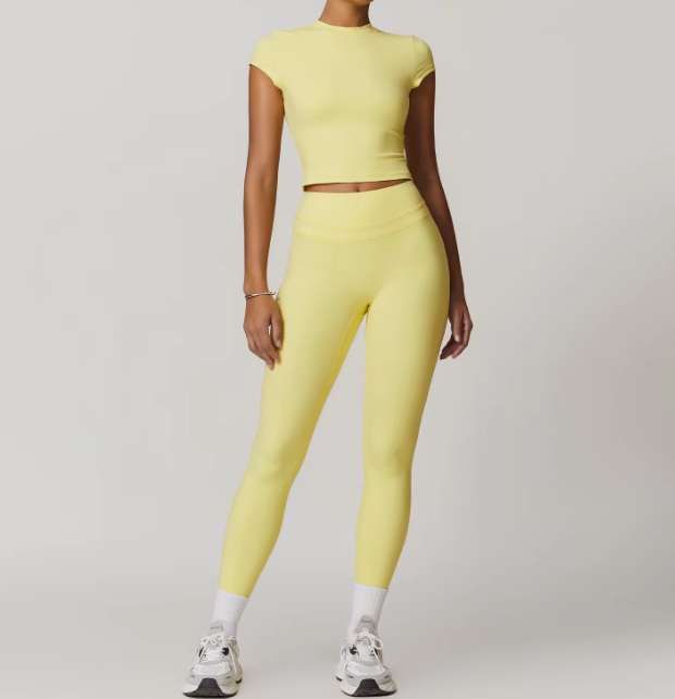 สีเหลือง