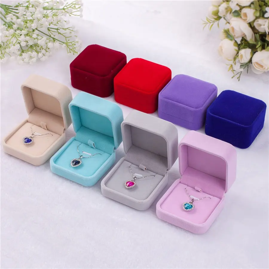 Light Jewelry Low Price Customized Mini Square Velvet Colorful Pendant Packaging Boxes Small Gift Jewelry Box