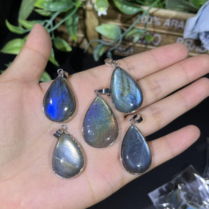 Collier <span class=keywords><strong>en</strong></span> argent 925 avec <span class=keywords><strong>pendentif</strong></span> <span class=keywords><strong>en</strong></span> cristal de labradorite bleue, bijou <span class=keywords><strong>en</strong></span> <span class=keywords><strong>pierre</strong></span> de lune pour la décoration - Product Image 4