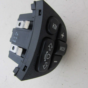 Pannello di Controllo del Volante Alfa Romeo 147 Mk1 Auto Electronics 735262023 24634 20R-1-B-2 - Product Image 1