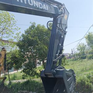รถขุด R220LC-9S ฮุนไดมือสอง22ตันของแท้จากเกาหลีพร้อมเครื่องยนต์ Cummins และราคาไม่แพง - Product Image 2