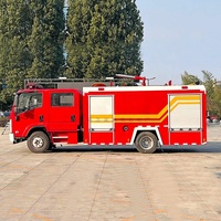 Camion de pompiers ISUZU ELF petit modèle 3500L 4x2 télécommandé à vendre