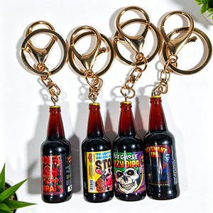 Porte-clés en résine de simulation, <span class=keywords><strong>bouteille</strong></span> de bière ou de boisson, mini-pendentif 3D en forme de <span class=keywords><strong>bouteille</strong></span> de boisson - Product Image 3
