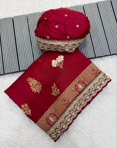 Sari de créateur Pure Khadi Dol La avec bordures Kanchi, élégant, traditionnel, pour femmes indiennes, tenue de fête, protection solaire, séchage rapide, tissé à la main - Product Image 4