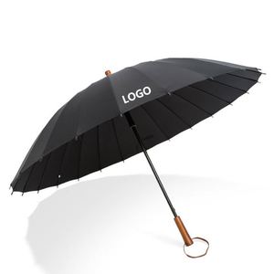 Paraguas de golf antiviento de fibra de vidrio con mango largo de madera de 16 varillas, apertura automática, logotipo con impresión UV y protección para viajes - Product Image 1