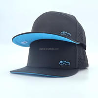 Casquettes de golf personnalisables pour hommes, 6 panneaux, résistantes à l'eau, en polyester, à visière plate, avec fermeture snapback, perforées au laser