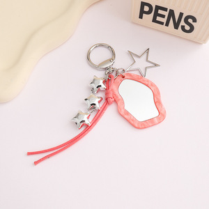 En gros, Porte-clés miroir de maquillage portable pour <span class=keywords><strong>femme</strong></span>, Charm mignon pour sac, Pendentif pour sac à dos - Product Image 3