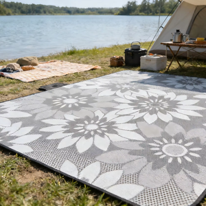 Tapis d'extérieur léger en plastique PP facile à nettoyer pour le camping et les pique-niques - Product Image 1
