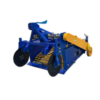 Agricole petite arracheuse de pommes de terre à quatre roues de pommes de terre montée sur tracteur machine de creusement machine à pommes de terre