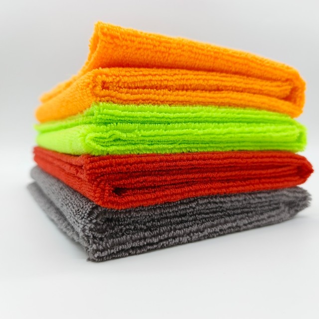 Wholesale Nano Microfiber Cleaning Towels Edgeless All-Working Car Cleaning Cloths 350gsm Weight Microfibre Washing Cloth China