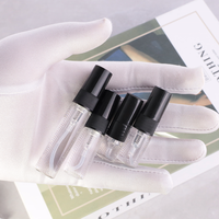 Vente en gros bouteilles de parfum cylindriques basse quantité minimale de commande 2ml 5ml 10ml décants rechargeables avec joint de pulvérisateur de pompe