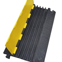 Pont de câbles de rampe de chemin de câbles jaune et noir en caoutchouc et plastique de bonne qualité à 5 canaux