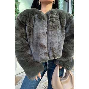 Abrigo largo de piel color caqui con estampado de visón y zorro, cierre de cinturón de lana, cachemira y seda, y decoración de un solo botón. - Product Image 2