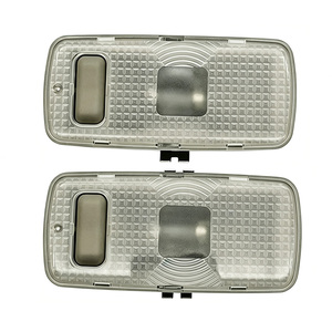 Lampe de lecture de plafond arrière OEM pour <span class=keywords><strong>Nissan</strong></span> <span class=keywords><strong>Qashqai</strong></span> J11 2014-2020, gauche et droite, ensemble de lampe de toit intérieure de voiture - Product Image 5