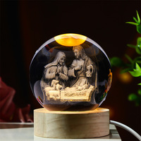 Boule de Cristal Lumineuse 3D Gravée, Sainte Boule de Verre avec Base en Bois, Globe Religieux Chrétien Catholique, Décoration Maison, Cadeau