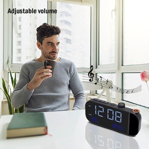 Réveil de projection horloge de température numérique <span class=keywords><strong>Radio</strong></span> FM commande vocale pour éclaircir l'écran affichage clair du <span class=keywords><strong>projecteur</strong></span> pour la chambre - Product Image 3