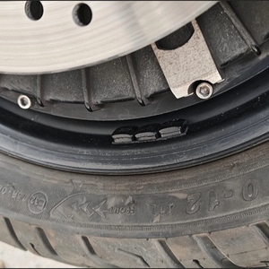 <span class=keywords><strong>Poids</strong></span> d'équilibrage gris-noirs de 5g pour roues de <span class=keywords><strong>moto</strong></span> et de voiture - Product Image 6