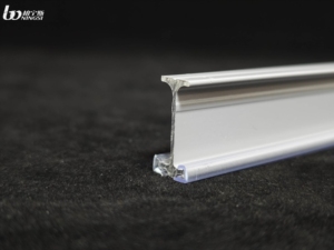 <span class=keywords><strong>2025</strong></span> Trung Quốc nhà máy trực tiếp bán hợp kim nhôm đường sắt Rèm cho cửa sổ khách sạn trang trí - Product Image 4