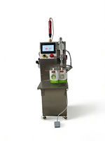 Machine de remplissage semi-automatique LGD10 avec servomoteur et pompe à engrenages pour le remplissage d'huile en bouteille