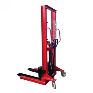 Promotie 2 Ton Handmatige Vorkheftruck Nieuwe Staat Fabriek 2e <span class=keywords><strong>Hand</strong></span> Versnellingsbak 0.5ton <span class=keywords><strong>Hand</strong></span> Vorkheftruck Op Pallet - Product Image 2