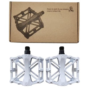 Pédale <span class=keywords><strong>VTT</strong></span> Antidérapante Légère en <span class=keywords><strong>Alu</strong></span>. Pédale en alliage adaptée aux vélos BMX et <span class=keywords><strong>VTT</strong></span> - Product Image 1