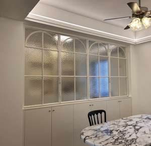 Fenêtre pliante durable en aluminium et <span class=keywords><strong>PVC</strong></span> pour cuisine, idéale pour villas modernes – Solution économique sur mesure - Product Image 6