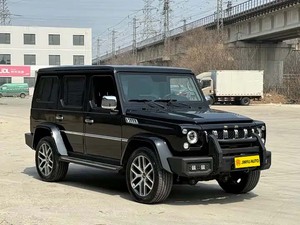 Véhicule d'occasion Beijing Baic BJ80 2018-2022 Automatique 2.3T 3.0T Essence 4x4 SUV Tout-Terrain Robuste 5 Places Conduite à Gauche <span class=keywords><strong>Prix</strong></span> de Gros - Product Image 2