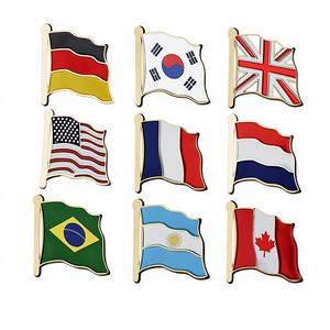 ABD Kanada Meksika <span class=keywords><strong>2026</strong></span> Futbol Taraftarları Bayrak Rozetleri Tüm Yarışan Takımlar İçin - Product Image 1