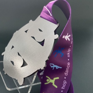 <span class=keywords><strong>Medalla</strong></span> Deportiva de 5k para Niños y Niñas de los Clubes de West Alabama, para Ciclismo, Patinaje, Carreras en Patineta y Carrera Virtual - Product Image 5