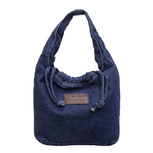 Sac à bandoulière Harajuku en jean avec autocollants, style coréen décontracté pour le quotidien et les trajets, collection Printemps 2026 - Product Image 4