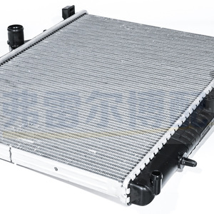 Radiateur Citroën C4L C4 1330W2 9800482380 Pièce de rechange pour système de refroidissement automobile - Product Image 1