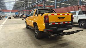 Camion de sauvetage JMC Pickup Mini Fire Rescue Vehicles 4x4 Road Engineering Camion de sauvetage Diesel Euro 6 à vendre - Product Image 2