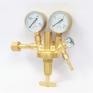 Régulateur d'oxygène ZINSER allemand, vanne de réduction de pression modèle européen, manomètre d'oxygène italien, manomètre d'acétylène, manomètre suisse. - Product Image 3