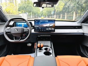 Changan UNI-V Modèle 2025 Troisième Génération Moteur 2.0T 5 Places Conduite à Gauche Essence Haute Performance - Product Image 6