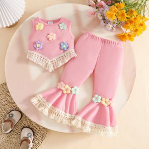 Ensemble d'été <span class=keywords><strong>pour</strong></span> filles : <span class=keywords><strong>Gilet</strong></span> sans manches en tricot gaufré <span class=keywords><strong>au</strong></span> <span class=keywords><strong>crochet</strong></span> avec fleurs 3D et pompons, et pantalon évasé - Product Image 2