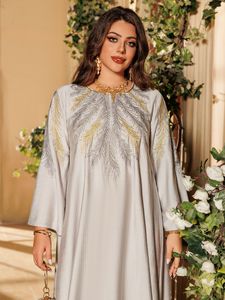 Festival du jeûne islamique au Moyen-Orient, vêtements féminins sobres à manches longues, châles à Dubaï, broderies à sequins - Product Image 2