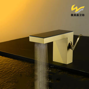 Robinet de salle de bain en acier inoxydable en gros pour hôtels, robinets de lavabo en or brossé, noyau en céramique, unité unique, chaud et froid - Product Image 3