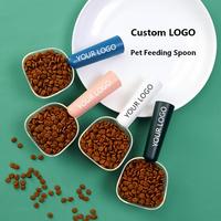 Accessoires pour animaux de compagnie : cuillère transparente avec échelle graduée pour mesurer les aliments, pelle à nourriture pour chats et chiens, cuillère à nourriture