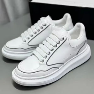 Zapatillas Deportivas Unisex con Plataforma, Cómodas para Caminar, Diseño que Aumenta la Estatura, Estilo Urbano, Diseño de Diseñador - Product Image 5