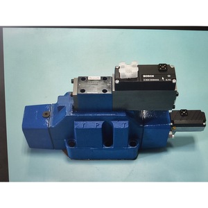 Vanne proportionnelle Rexroth 4WRL 25 V370M-30/G24Z4/M Vanne hydraulique de commande directionnelle Fabriquée en Allemagne - Product Image 3