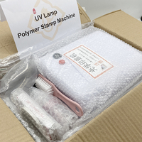 La lampe UV expose la machine de fabrication de timbres polymères en caoutchouc liquide de meilleure qualité