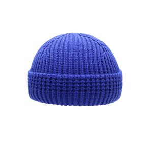 Gorro de Punto Personalizado de la Marca UG, Invierno 2022, 100% Acrílico, Cálido, con Borde Plegado, para Hombre y Mujer, para Uso en Exteriores - Product Image 4